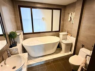 Phân lô trung kính 2 thoáng vĩnh viễn,ngõ rộng 5m.dt 50m,mt 5m, 5 tầng, nội thất cao cấp. giá 20 tỷ