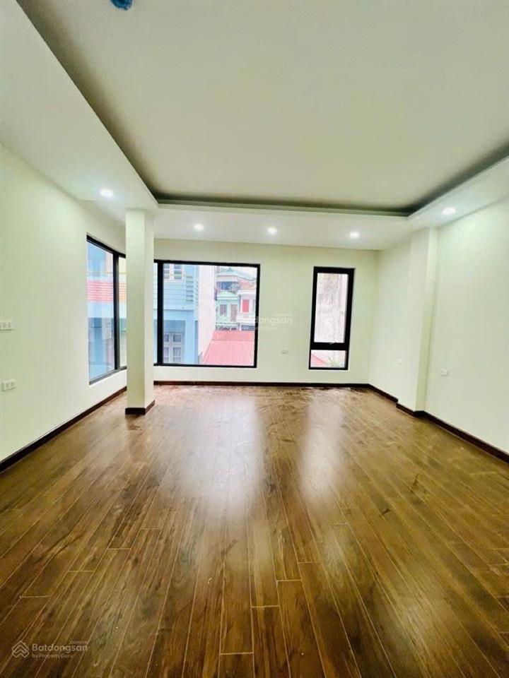 Nguyễn trãi 3 mặt ngõ ô tô, dt 75m 7 tầng thang máy, mt 14m. giá 26,5 tỷ thương lượng