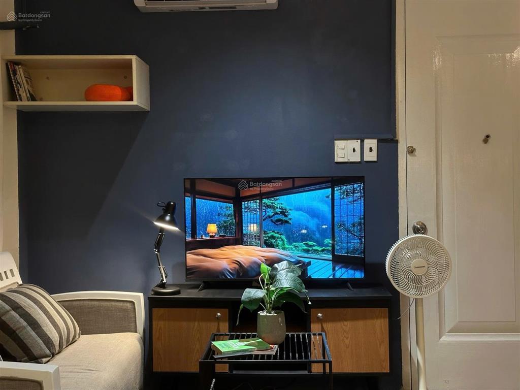 Ngay cmt8 căn hộ xịn trung tâm quận 3