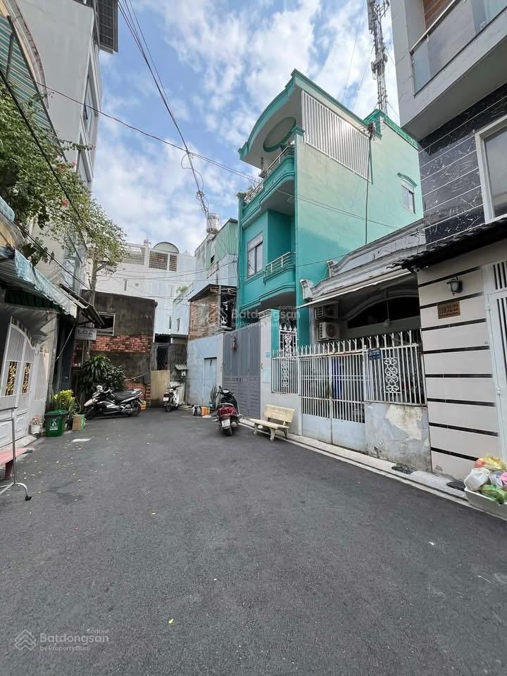 Kẹt tiền hạ giá bán gấp nhà 3 tầng đường tô hiệu