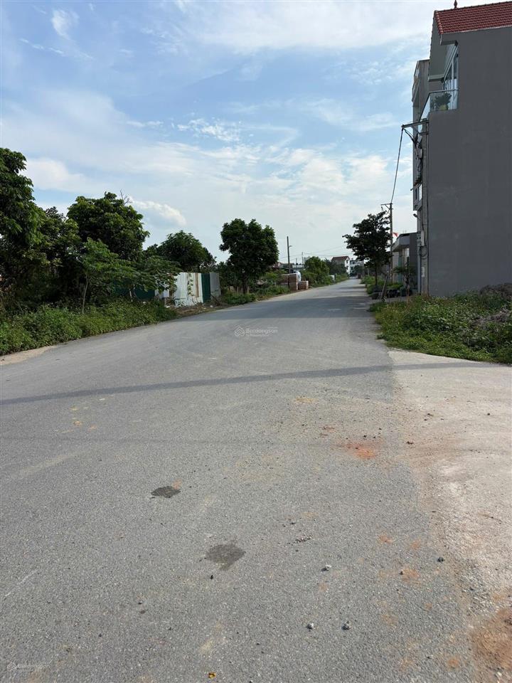 Chính chủ bán lô đất đấu giá mặt đường quy hoạch 30m, phía trước thoáng vĩnh viễn
