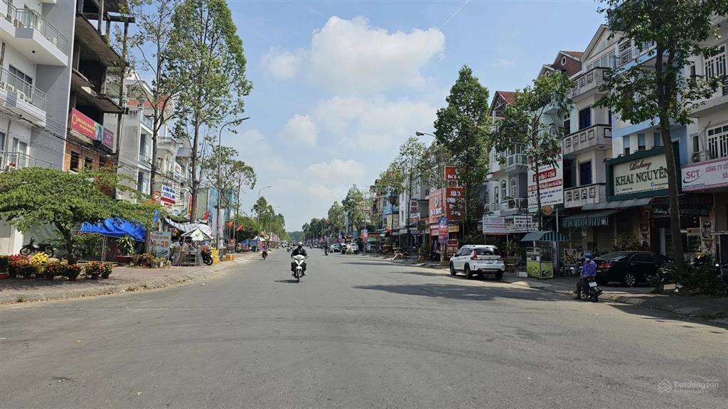 Cho thuê nhà mặt tiền đường bùi quang trinh khu dân cư 586