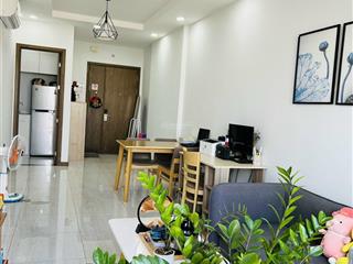 Chính chủ cần bán gấp căn 2pn, tầng cao hướng đông nam view thoáng mát, sổ hồng sẵn