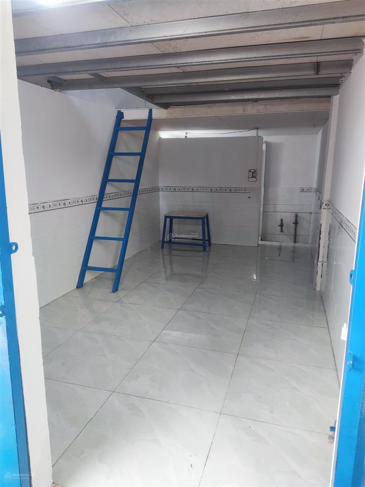 Phòng trọ đối diện cổng cvpm quang trung đường tô ký, q12