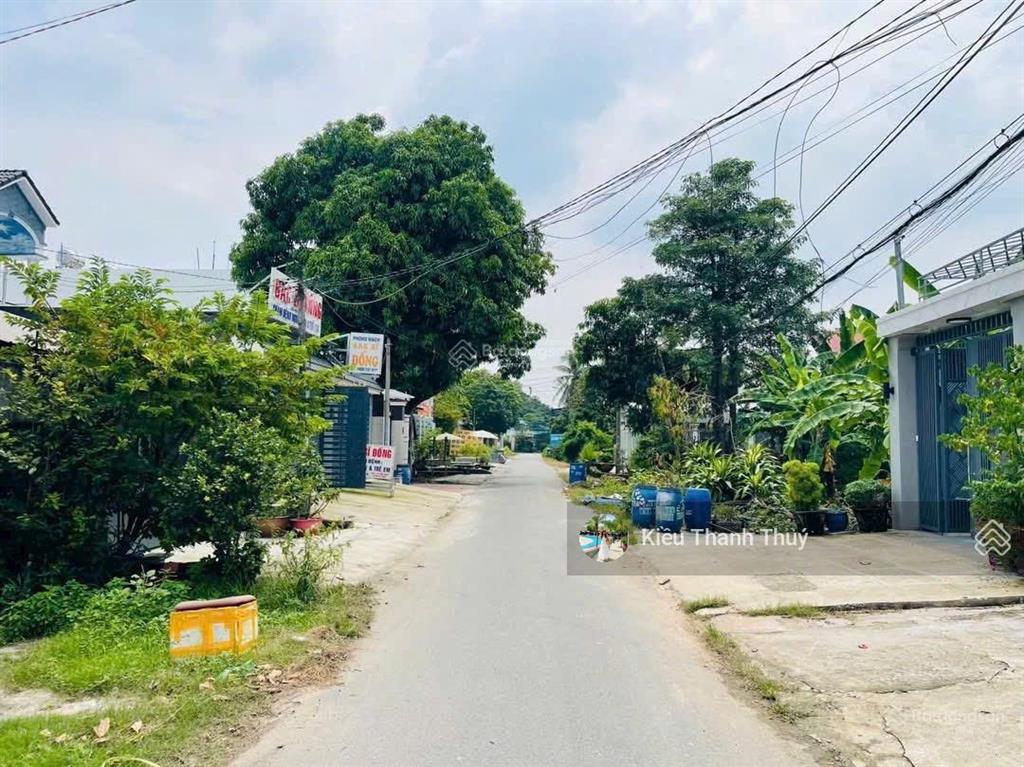 Anh phú cần bán lô đất ngay trung tâm thị xã trảng bàng. 328m2/ 960 triệu , sổ hồng riêng