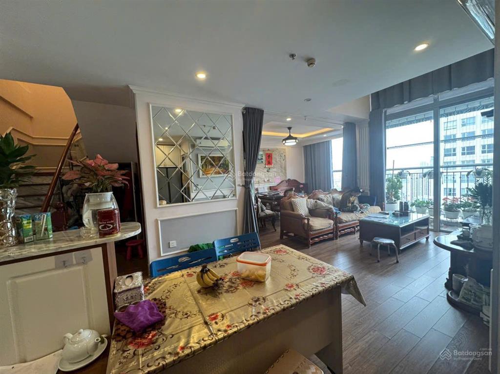 Bán căn hộ 2n76m2 full đồ, tầng trung đẹp, giá 7tỷ4x (có tl) tại vinhomes gardenia. cam kết ko ảo