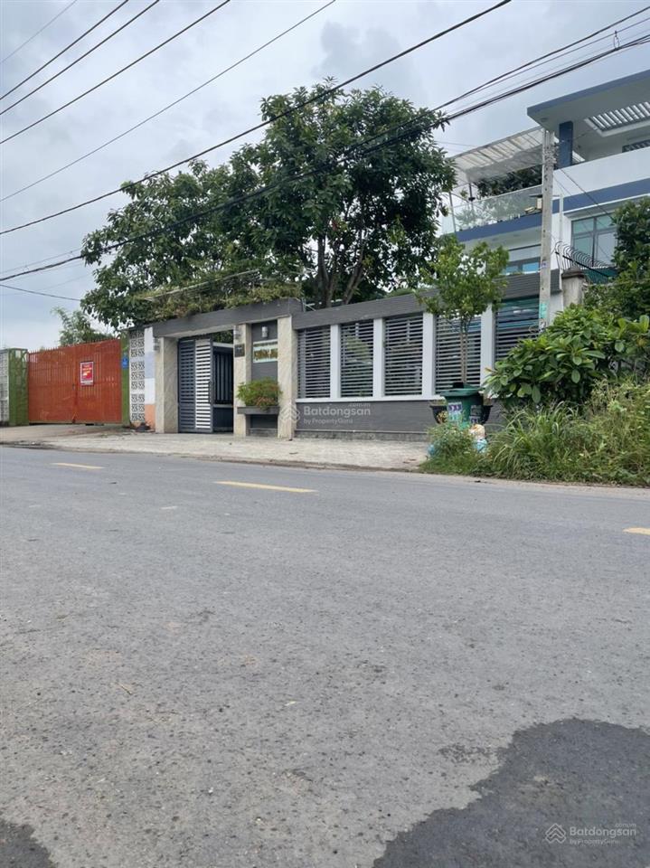 Hàng f0 cực kì chất lượng nằm ngay trên đ trần tử bình xã tân an hội , giá 1 tỷ 120tr , sổ riêng .