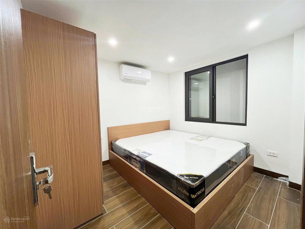 Gấp! cho thuê 2n1k mặt phố lạc long quân  tây hồ, full nội thất, nhận khách nước ngoài