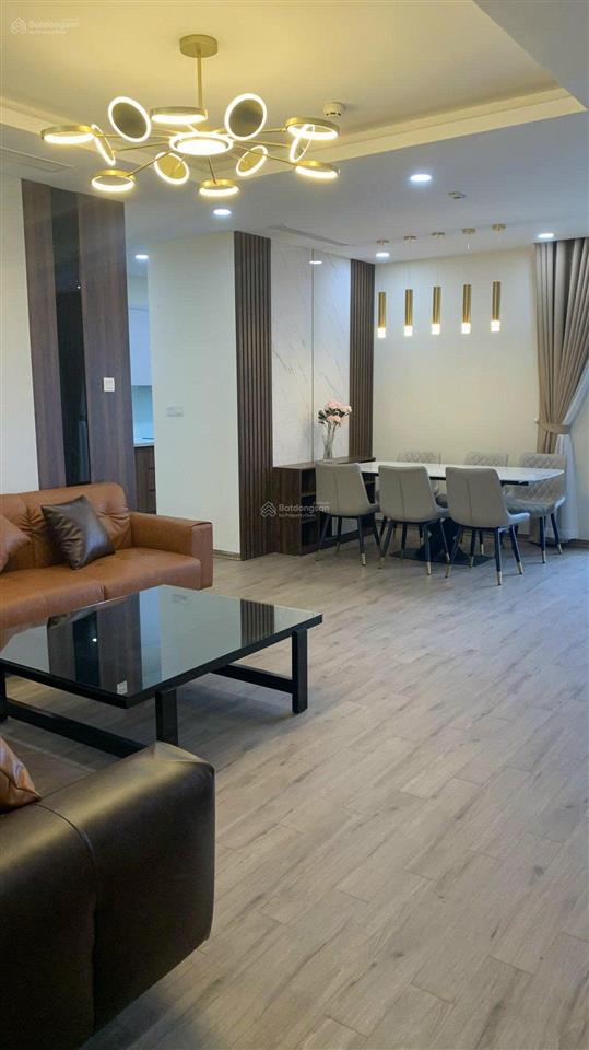 Hot. cho thuê chung cư golden park  cầu giấy. dt 96m2, 3 ngủ 2wc, đủ đồ. giá 20tr. 0917 748 ***