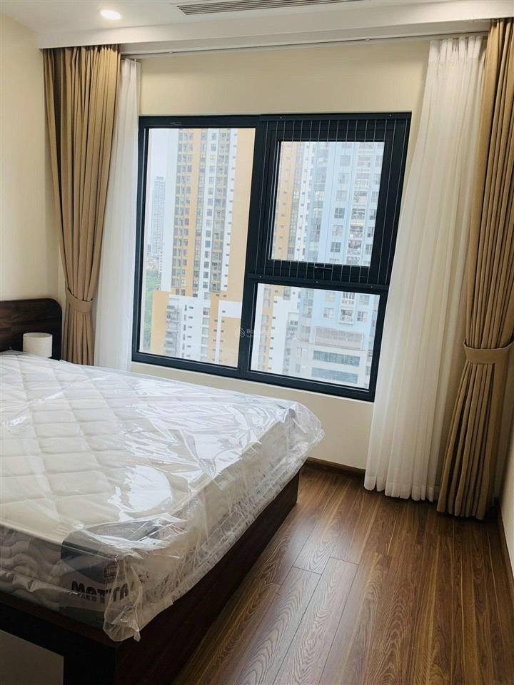 Hot. cho thuê chung cư golden park  cầu giấy. dt 96m2, 3 ngủ 2wc, đủ đồ. giá 20tr. 0917 748 ***