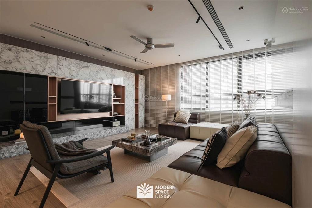 Bán chung cư the diamond residencethanh xuân. dt 161m2, 4 ngủ 3wc, đủ đồ. giá 25.5 tỷ. 0917 748 ***