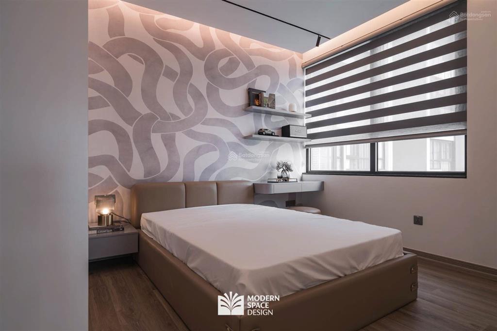 Bán chung cư the diamond residencethanh xuân. dt 161m2, 4 ngủ 3wc, đủ đồ. giá 25.5 tỷ. 0917 748 ***