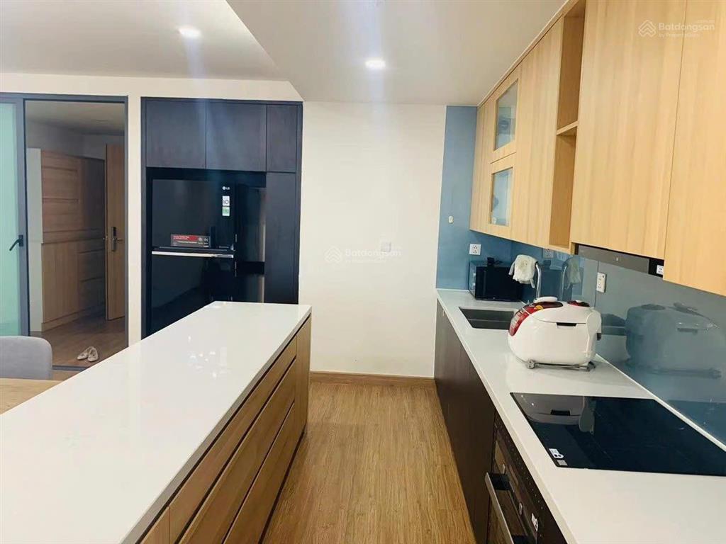 Bán chung cư sky park số 3 tôn thất thuyết. dt 128m2, 3 ngủ 2wc, đủ đồ. giá 15,5 tỷ. 0917 748 ***