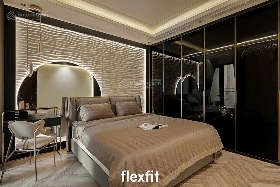 Chính chủ bán hateco laroma huỳnh thúc kháng. dt 95m2, 2 ngủ 2wc, đủ đồ. giá 14.2 tỷ. 0917 748 ***