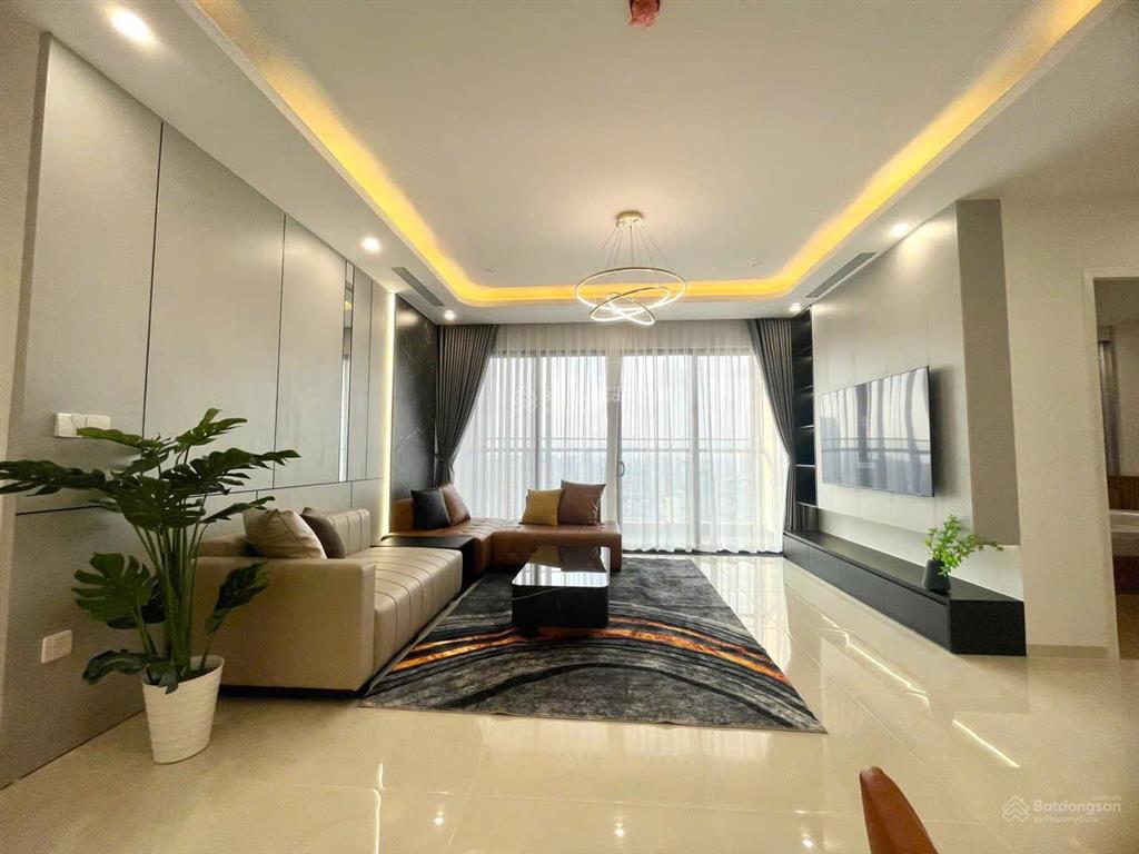Chính chủ cho thuê 3 ngủ 3wc 144m2 đủ đồ tại chung cư the diamond residence giá 34tr. 0917 748 ***