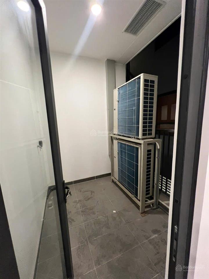 Cho thuê căn 3 pn 2 wc, 120m2 nội thất cơ bản tại the diamond residence. giá 23 triệu. 0917 748 ***