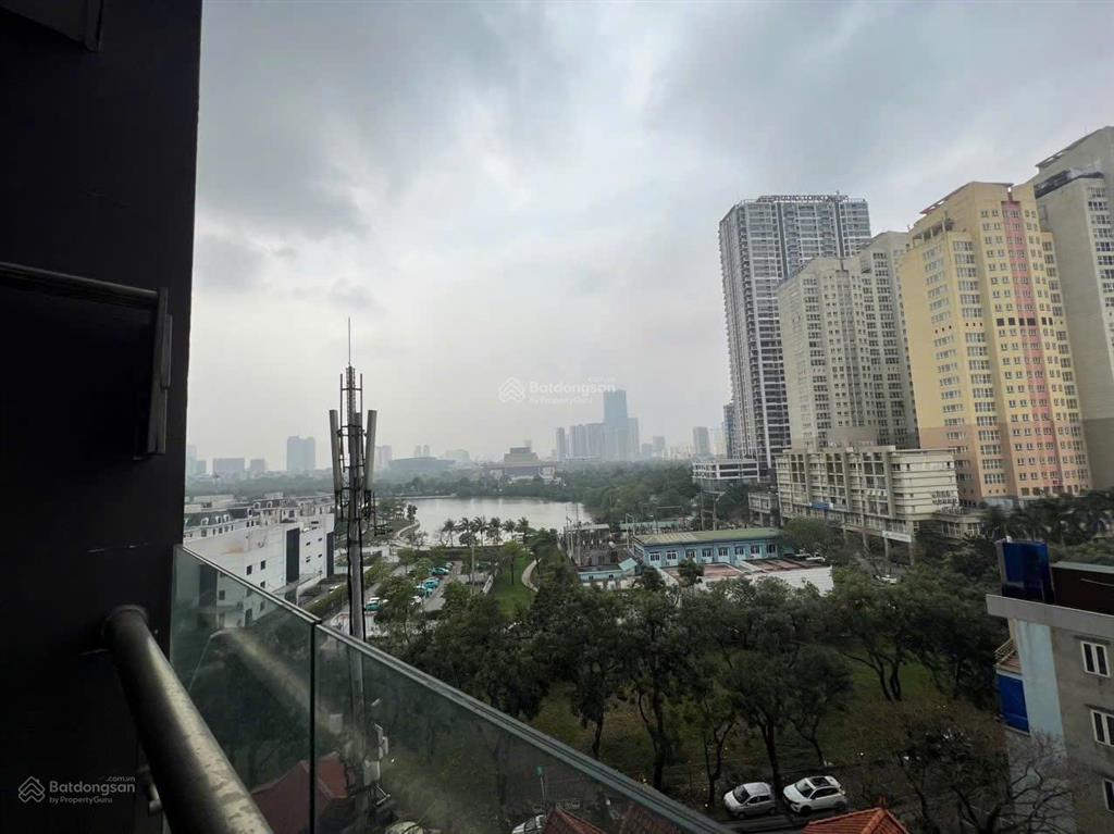 Chính chủ cho thuê căn chung cư trinity tower, dt 28m2 studio đủ đồ. giá 8,5 triệu.  0917 748 ***