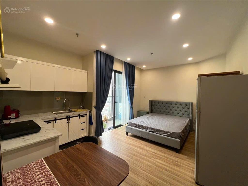 Chính chủ cho thuê căn chung cư trinity tower, dt 28m2 studio đủ đồ. giá 8,5 triệu.  0917 748 ***