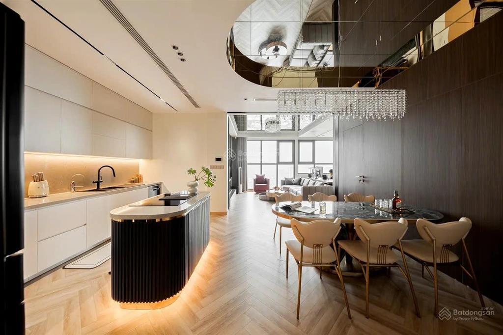 Bán căn 2 ngủ 2wc dt 72m2, đủ đồ tại chung cư rivera park  thanh xuân. giá 9.1 tỷ. l/h 0917 748 ***