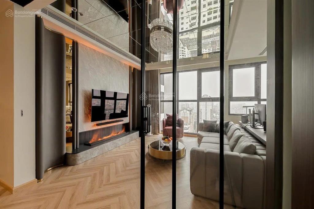 Bán căn 2 ngủ 2wc dt 72m2, đủ đồ tại chung cư rivera park  thanh xuân. giá 9.1 tỷ. l/h 0917 748 ***