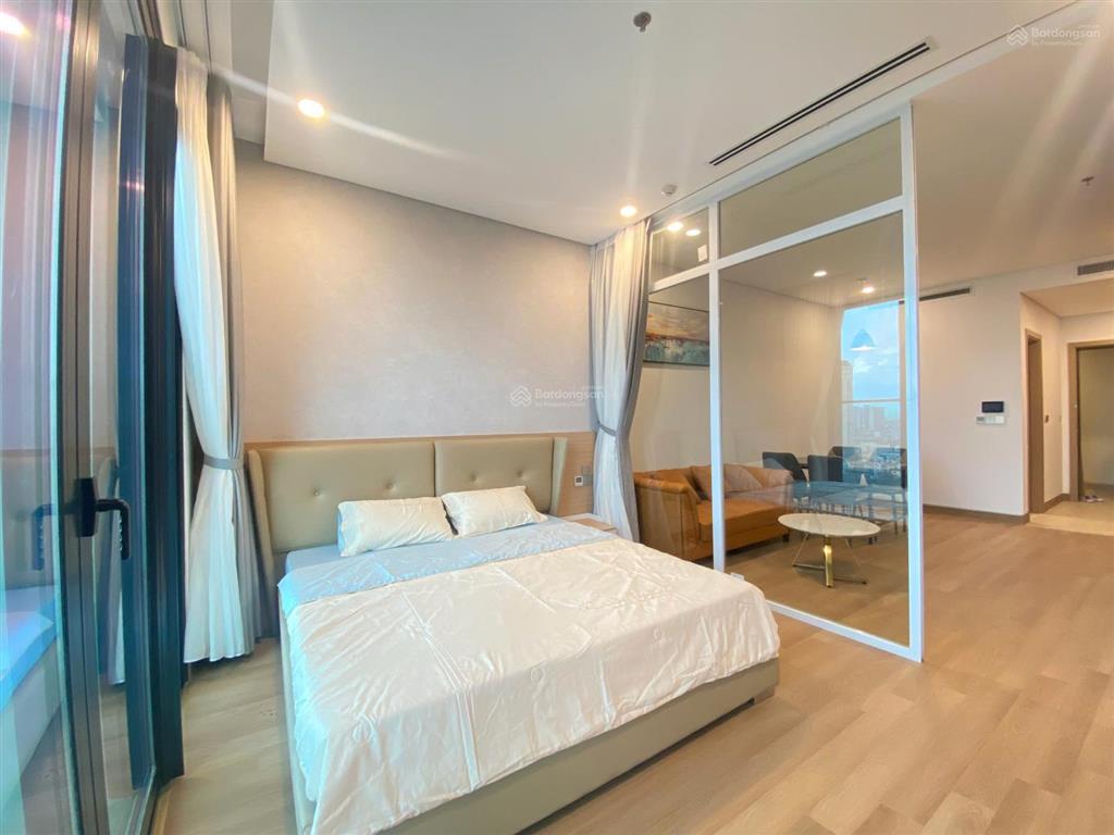 Hiếm. cho thuê căn studio đủ đồ 45m2 tại lancaster luminaire đường láng. giá 15 triệu. 0917 748 ***