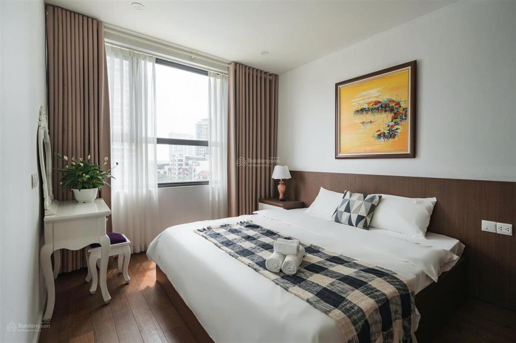 Hot! cho thuê căn 2 ngủ 2 wc 70m2, đủ đồ tại chung cư vinhomes west point. giá 19 triệu. 0917 748 ***