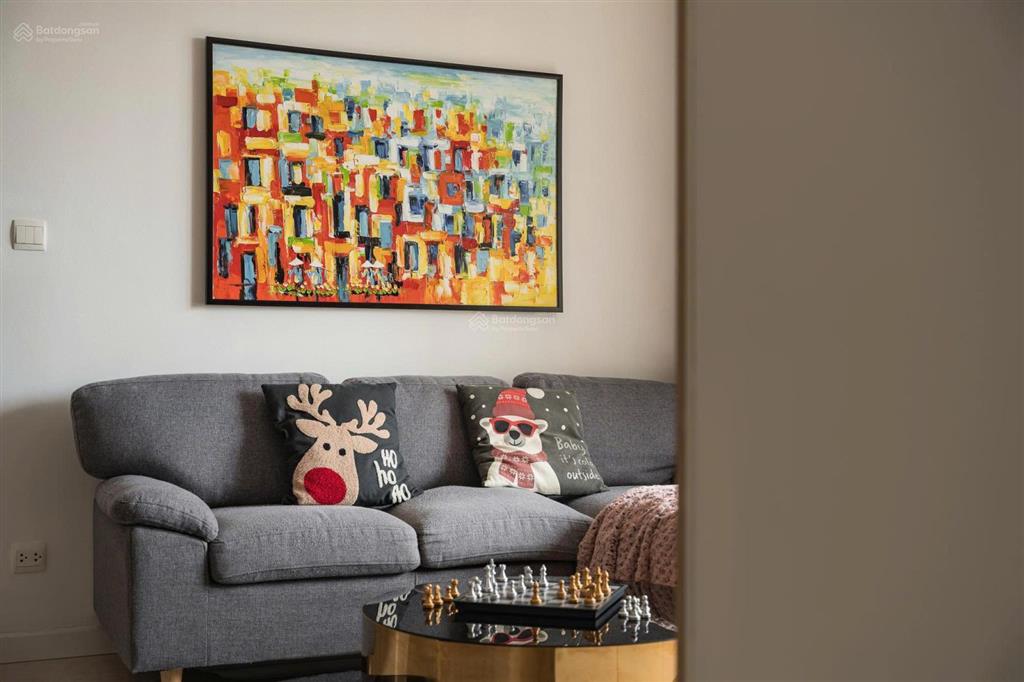 Hot! cho thuê căn 2 ngủ 2 wc 70m2, đủ đồ tại chung cư vinhomes west point. giá 19 triệu. 0917 748 ***