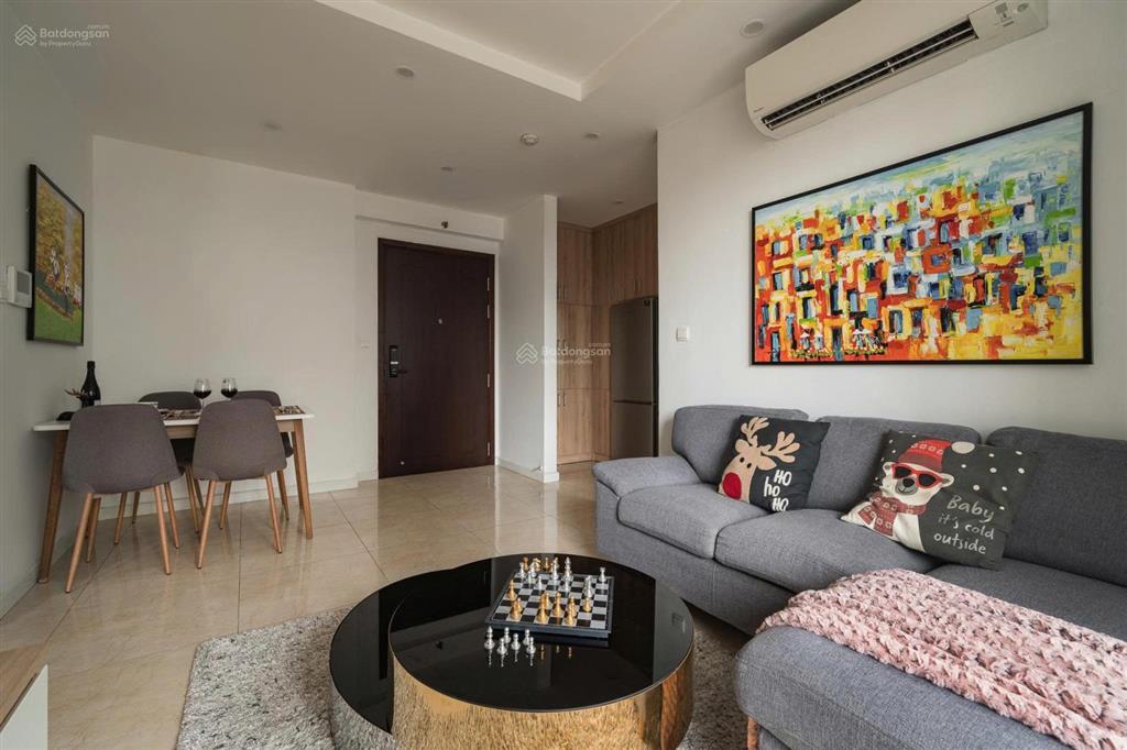 Hot! cho thuê căn 2 ngủ 2 wc 70m2, đủ đồ tại chung cư vinhomes west point. giá 19 triệu. 0917 748 ***