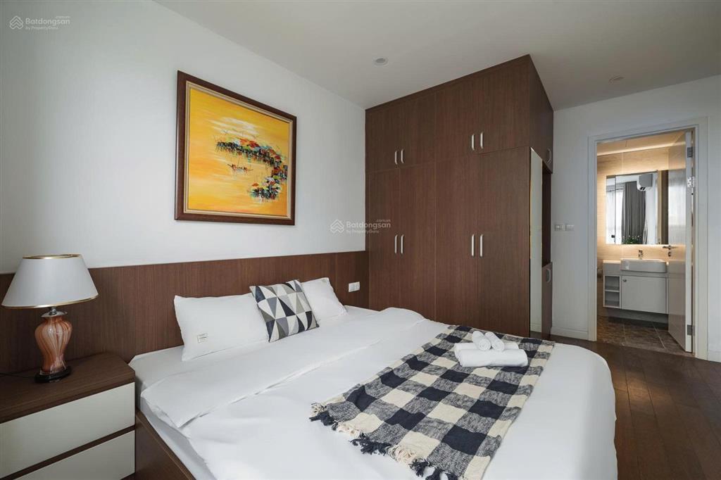 Hot! cho thuê căn 2 ngủ 2 wc 70m2, đủ đồ tại chung cư vinhomes west point. giá 19 triệu. 0917 748 ***
