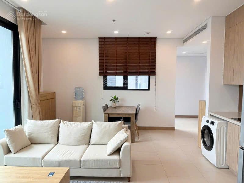 Hiếm. bán căn chung cư lancaster luminaire đường láng. dt 69m2, 2 ngủ 2wc, đủ đồ. giá 7,8 tỷ