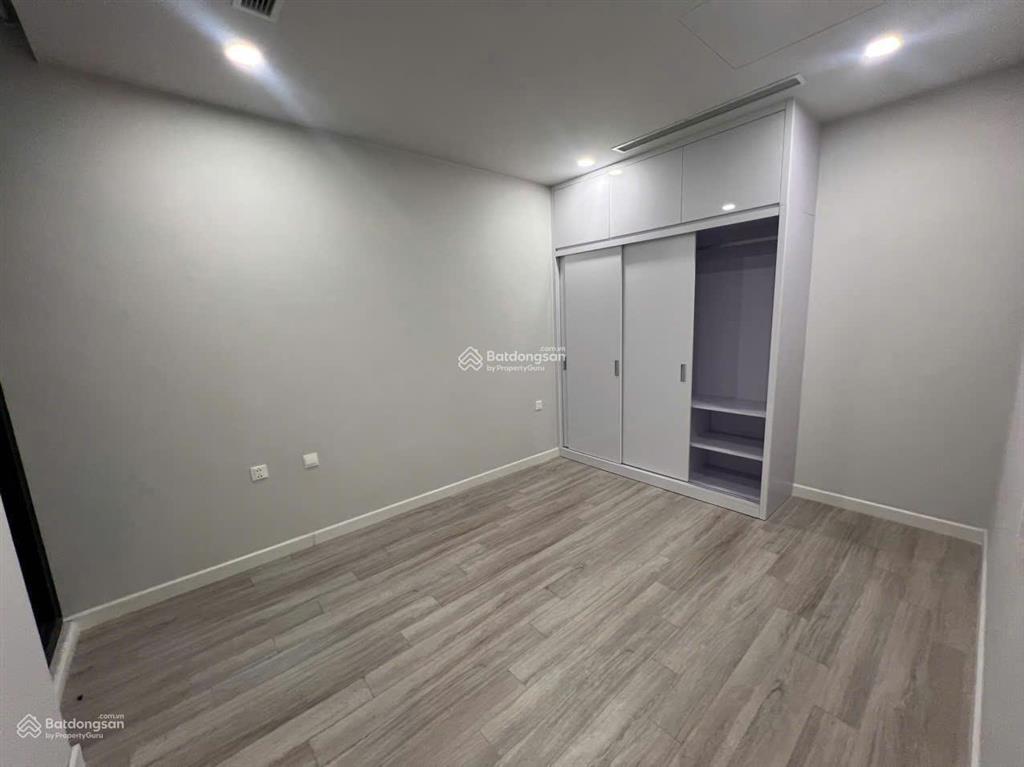 Chính chủ cần bán căn hộ 2 ngủ 2 vệ sinh giá cực rẻ dự án imperia sky garden minh khai  hà nội