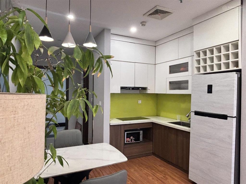 Cho thuê chung cư the sun mễ trì. dt 80m2, 2 ngủ 2wc, đầy đủ nội thất. giá 17 triệu. 0917 748 ***