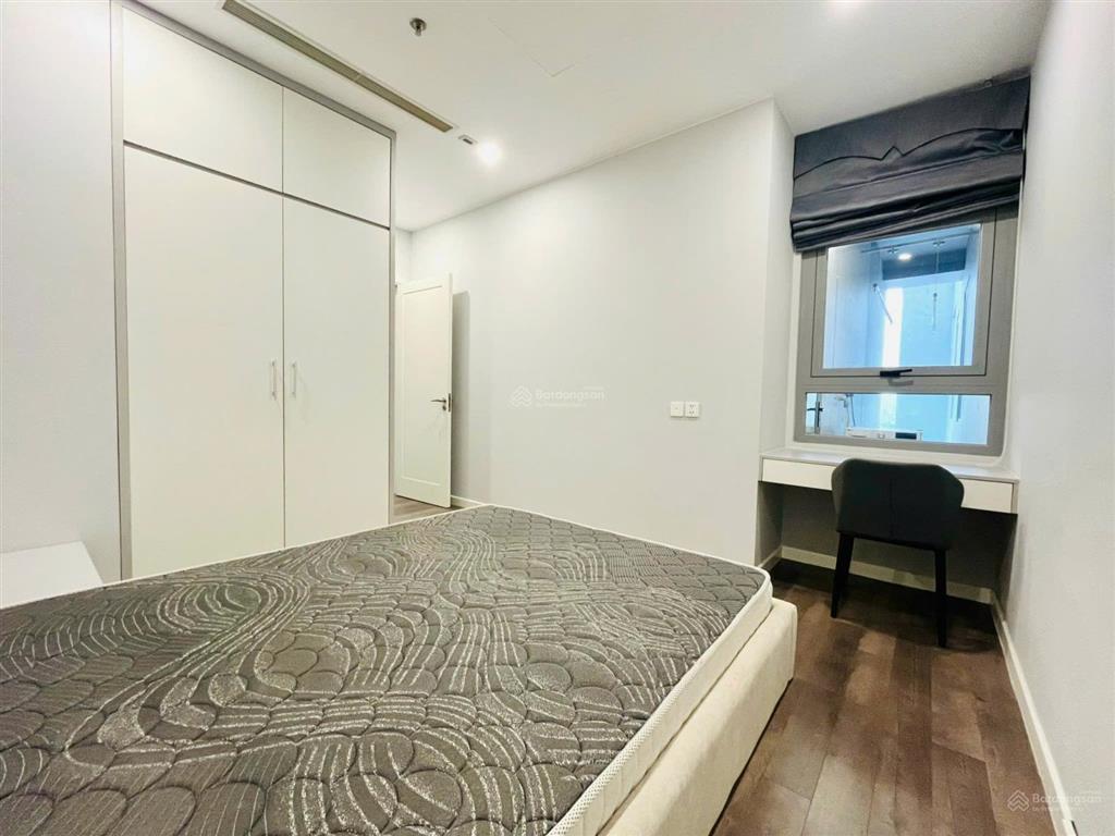 Hiếm. cho thuê căn hộ 2 ngủ 2wc 80m2, đủ đồ tại chung cư the park home. giá 19 triệu. 0917 748 ***