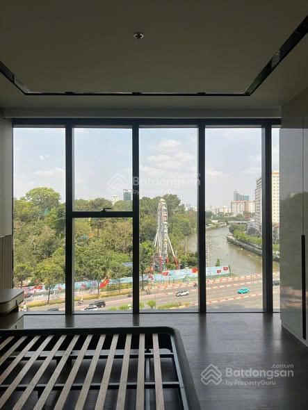 Tòa lake  grand marina saigon (biểu tượng thượng lưu mới tại quận 1).