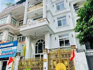 Biệt thự đẹp khan hiếm duy nhất tại hồ văn huê, phú nhuận  dt 7.1 x 17  hầm + 5 tầng  38.5 tỷ