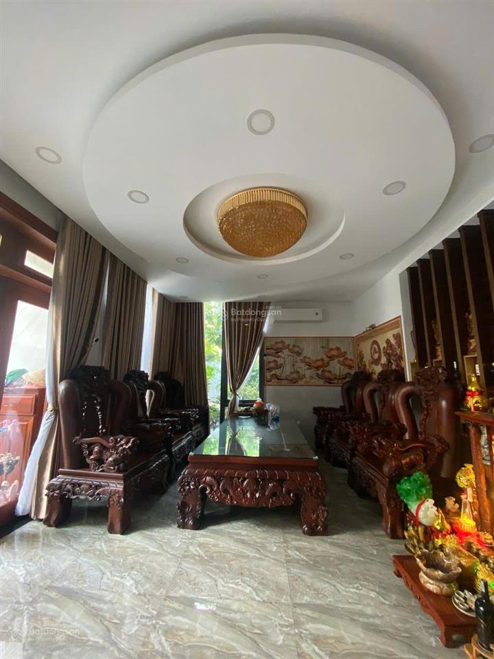 Siêu vip! bán nhà mặt tiền cù lao, phú nhuận  dt 5.6 x 20m  3 tầng  giá 32 tỷ