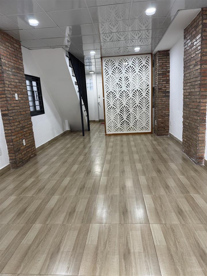 Cho thuê nhà nguyên căn mặt tiền tiện kinh doanh