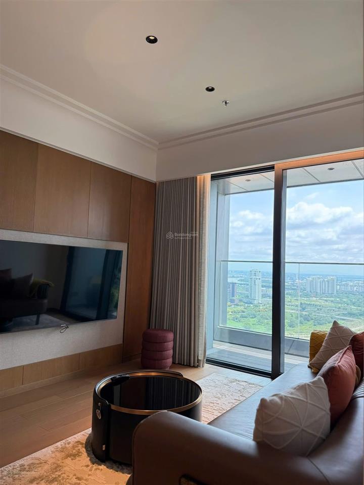 Cho thuê căn hộ 3pn hàng hiệu tại grand marina saigon