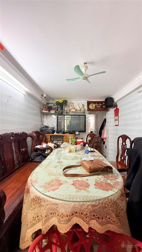 * **chủ về quê  giảm gấp 500 triệu  chỉ 5 tỷ cho nhà 3 tầng q7***đường phú thuận, q7