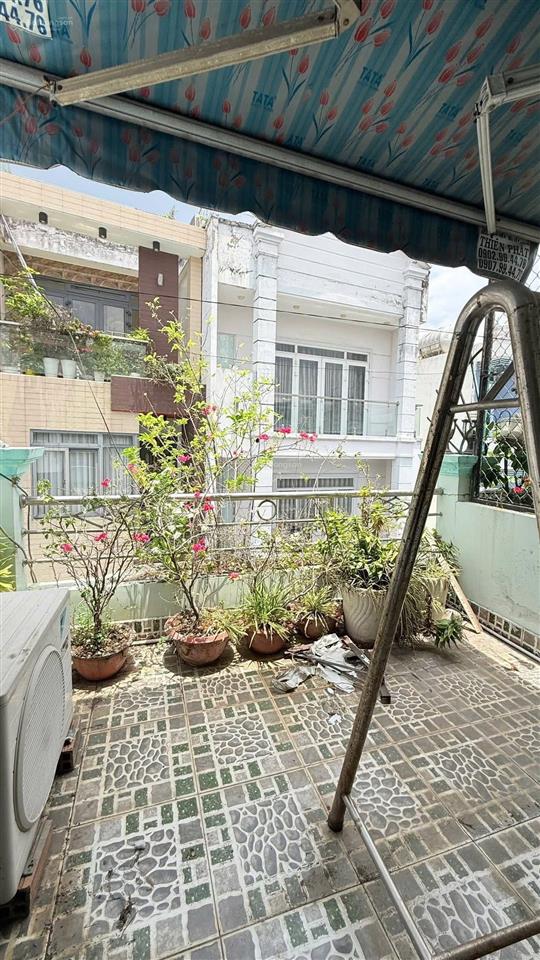 * **chủ về quê  giảm gấp 500 triệu  chỉ 5 tỷ cho nhà 3 tầng q7***đường phú thuận, q7