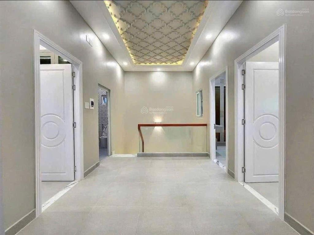 * siêu phẩm dòng tiền 24tr/tháng ngang khủng 8m quận 7**huỳnh tấn phát phường tân thuận