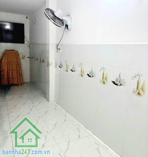 Chỉ 3,1 tỷ tl nhà tân bình giá tốt dt 22m  3 tầng full nội thất ở ngay  2pn 3wc