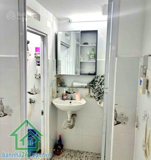Chỉ 3,1 tỷ tl nhà tân bình giá tốt dt 22m  3 tầng full nội thất ở ngay  2pn 3wc