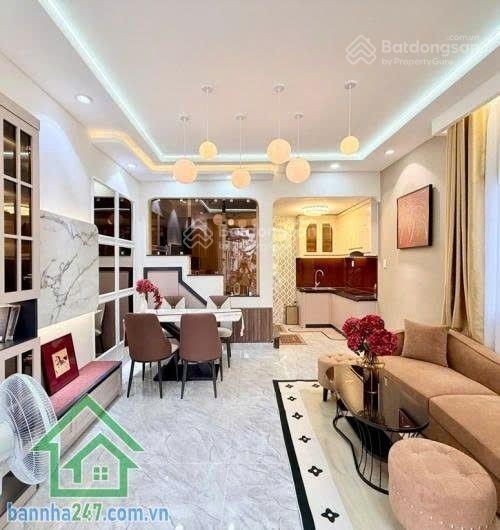 Chỉ 5,99 tỷ  hẻm xe hơi huỳnh văn bánh, phú nhuận  full nội thất đẹp lung linh  3pn 3wc