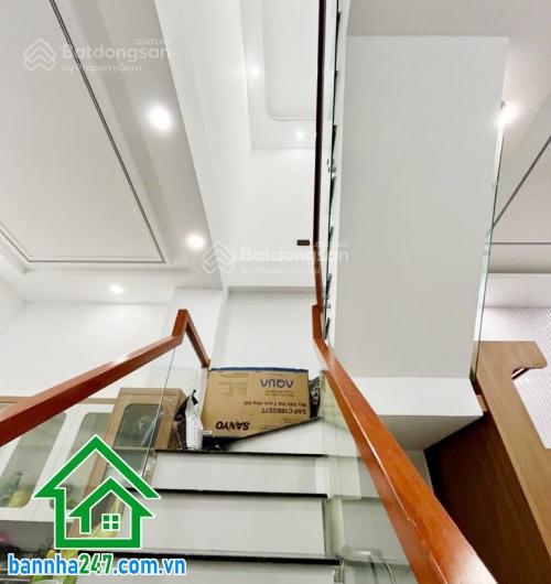 Chỉ 5,6 tỷ ngang 4.4m, 60m2 nhà đẹp 2 tầng  3pn 2wc  shr  pháp lý chuẩn
