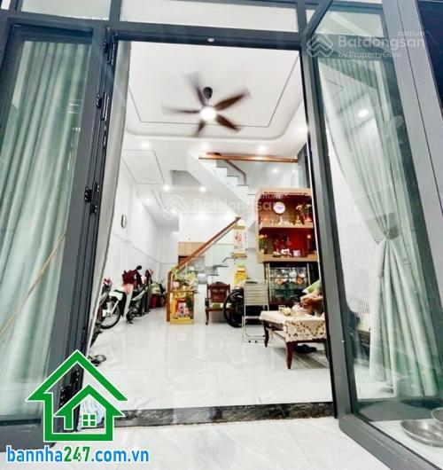 Chỉ 5,6 tỷ ngang 4.4m, 60m2 nhà đẹp 2 tầng  3pn 2wc  shr  pháp lý chuẩn