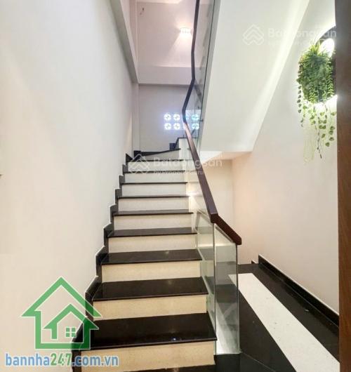 Chỉ 8,9 tỷ hẻm xe hơi 8m nhà đẹp lãnh binh thăng 4 tầng  4pn 3wc  ở ngay