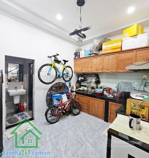 Chỉ 5,35 tỷ  siêu phẩm bình tân hẻm xe tải 6m thông 2pn  2wc
