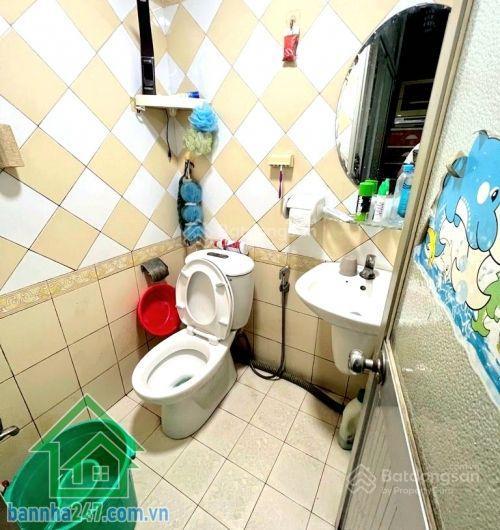 Chỉ 7,2 tỷ hxh 6m bờ bao tân thắng ngay aeon tân phú nhà đẹp 64m  2 tầng