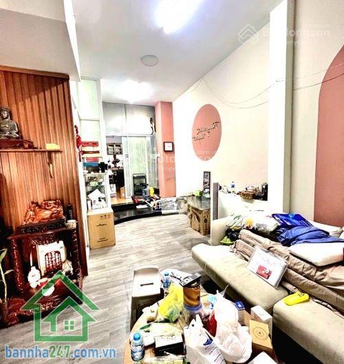Chỉ 7,2 tỷ hxh 6m bờ bao tân thắng ngay aeon tân phú nhà đẹp 64m  2 tầng
